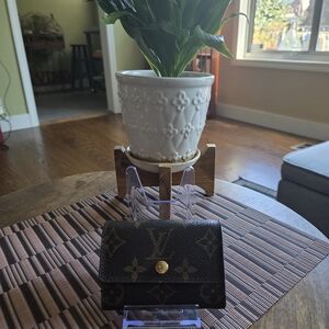 Authentic Louis Vuitton Monogram Cardholder